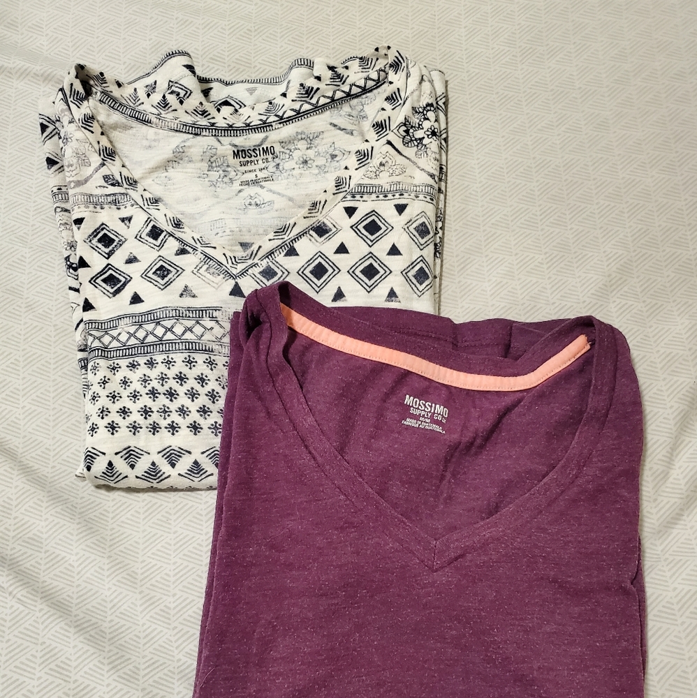 Pair of 2 Mossimo V Neck T shirts